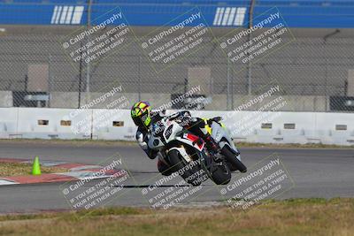 media/Nov-26-2022-Fastrack Riders (Sat) [[b001e85eef]]/Level 1/Session 3 Outside Turn 9/